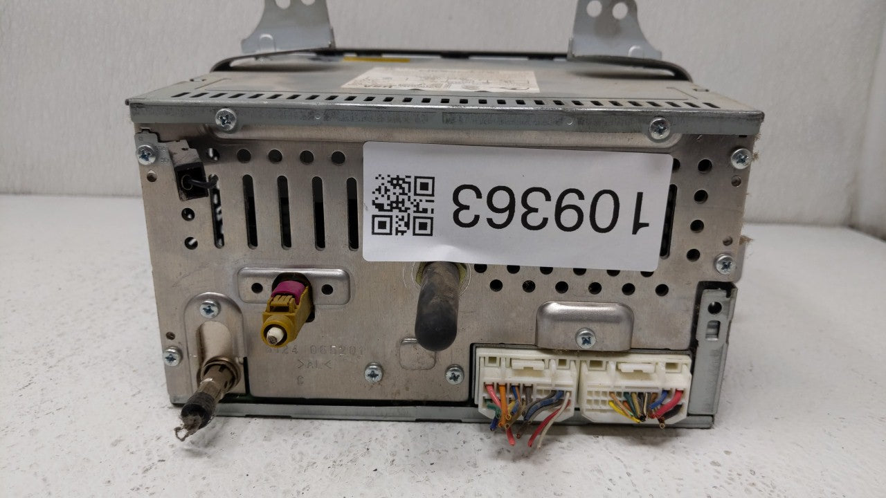 2011-2011 Hyundai Sonata Am Fm Cd Player Radio Receiver - Oemusedautoparts1.com
