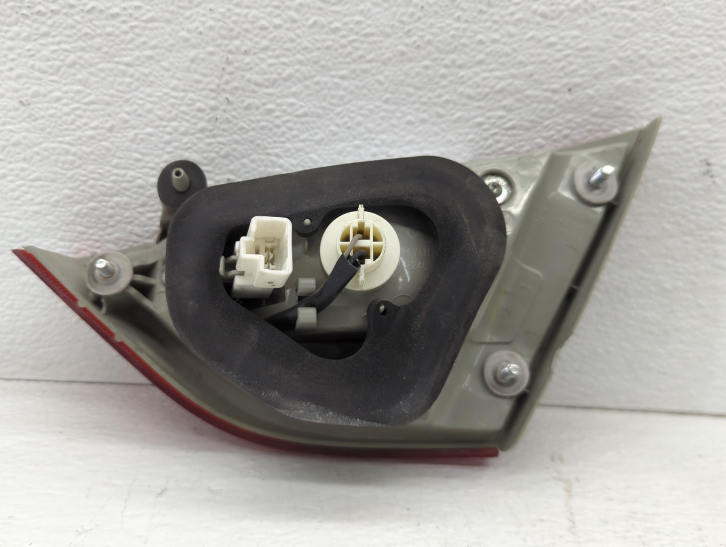 2011-2014 Hyundai Sonata Tail Light Assembly Driver Left OEM P/N:92403-3Q Fits Fits 2011 2012 2013 2014 OEM Used Auto Parts 