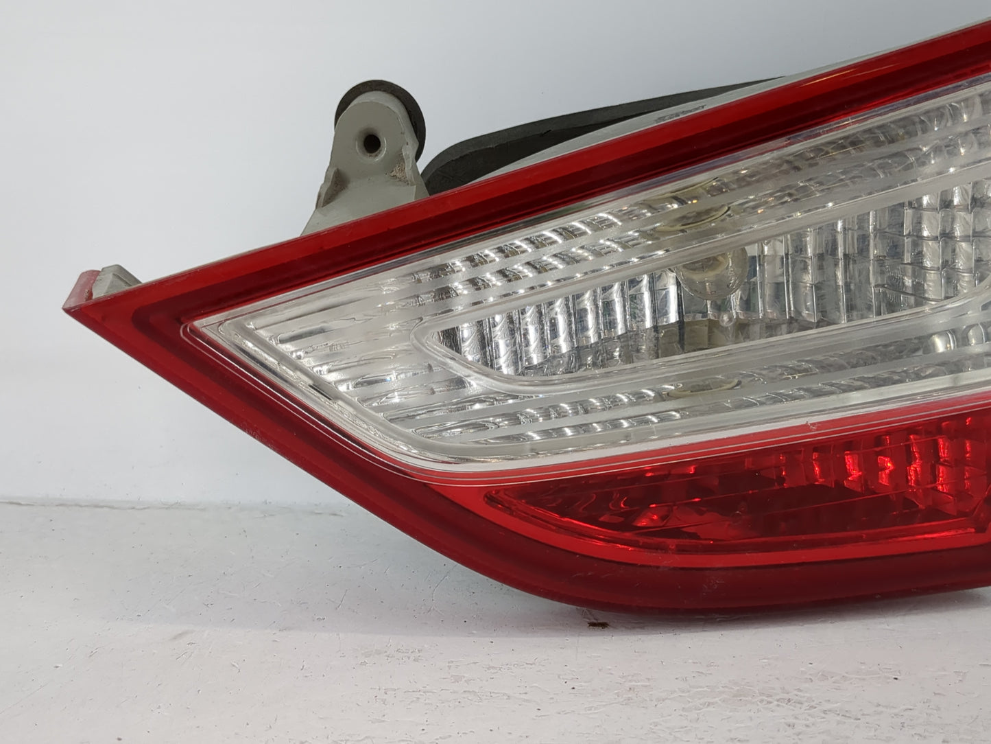 2011-2014 Hyundai Sonata Tail Light Assembly Passenger Right OEM P/N:92404-3Q Fits Fits 2011 2012 2013 2014 OEM Used Auto Pa
