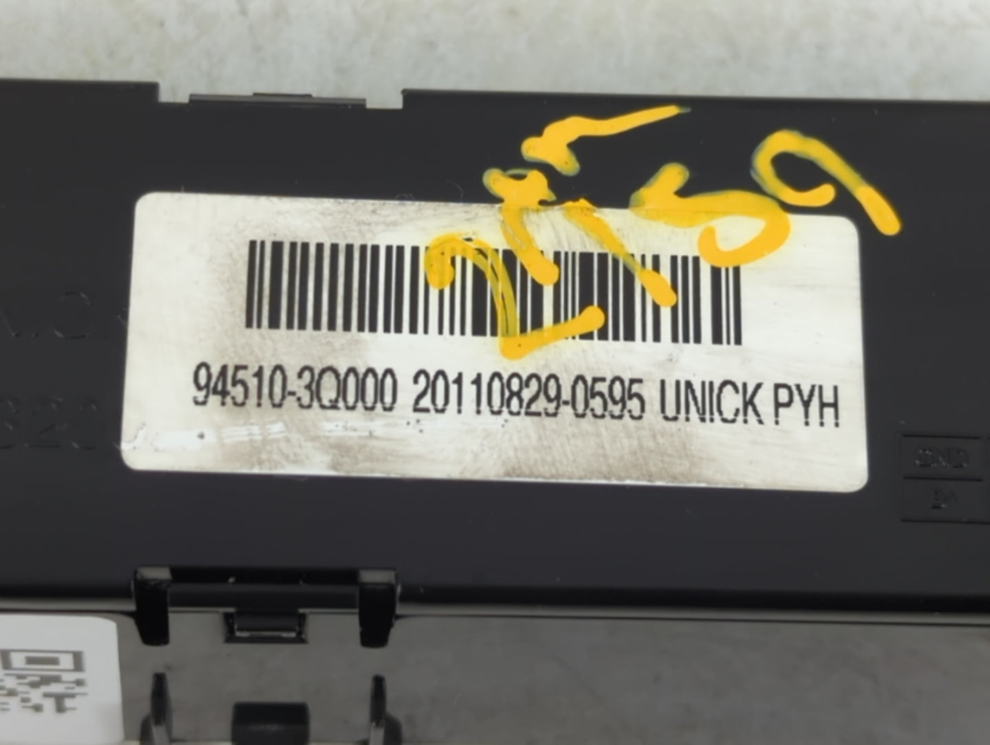 2011 Hyundai Sonata Digitial Dash Clock P/N:94510-3Q000 Fits OEM Used Auto Parts - Oemusedautoparts1.com