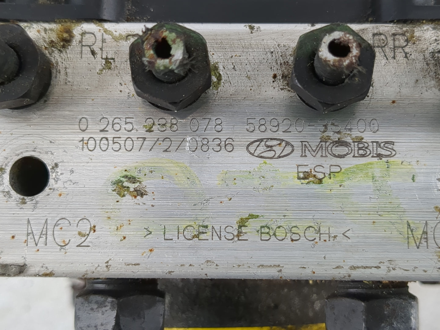 2011-2013 Hyundai Sonata ABS Pump Control Module Replacement P/N:58920-30500 0 265 238 094 Fits Fits 2011 2012 2013 OEM Used