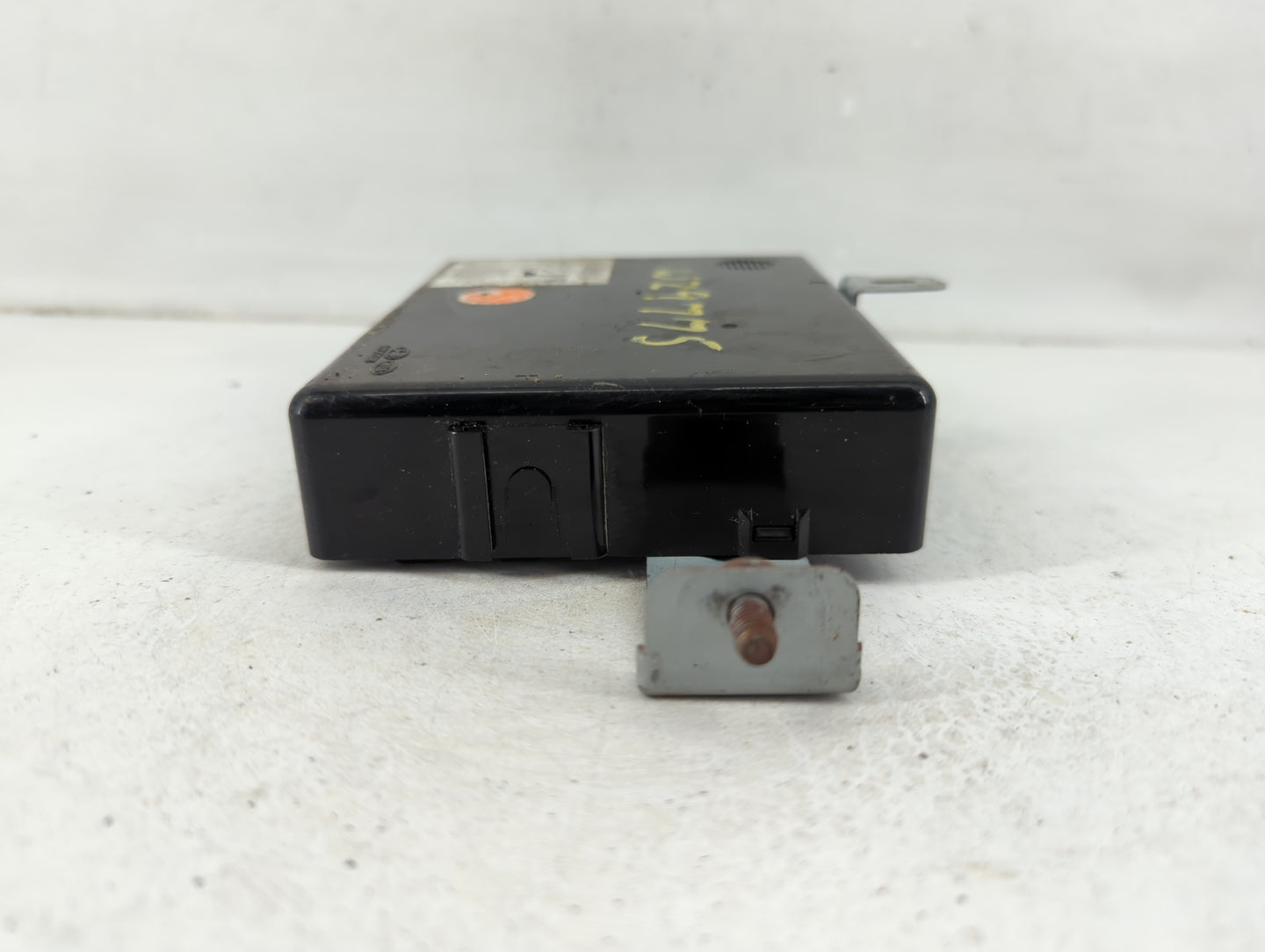 2011-2011 Hyundai Sonata Chassis Control Module Ccm Bcm Body Control - Oemusedautoparts1.com