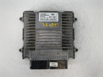 compare product 2011 Hyundai Sonata PCM Engine Control Computer ECU ECM PCU OEM P/N:39111-2G670 39101-2G670, 39101-2G661 Fits OEM Used Auto Parts