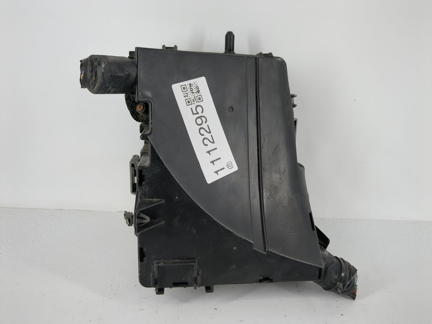 2011-2014 Hyundai Sonata Fusebox Fuse Box Panel Relay Module P/N:91950-3S711 Fits Fits 2011 2012 2013 2014 OEM Used Auto Par