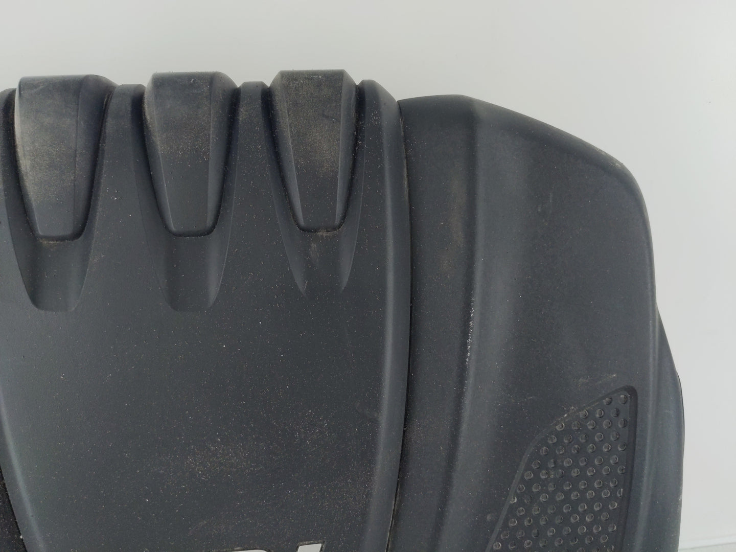 2011 Hyundai Sonata Engine Cover - Oemusedautoparts1.com