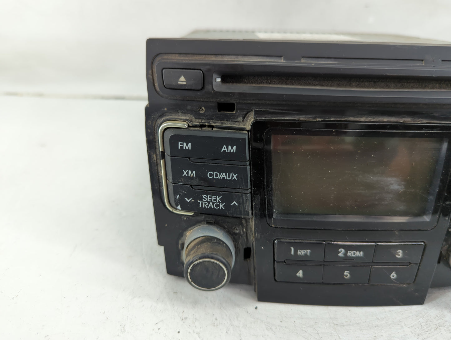 2011 Hyundai Sonata Radio AM FM Cd Player Receiver Replacement P/N:96180-3Q000 Fits OEM Used Auto Parts - Oemusedautoparts1.