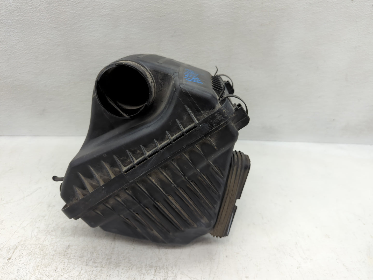 2011-2014 Hyundai Sonata Air Cleaner Intake-duct Hose Tube - Oemusedautoparts1.com