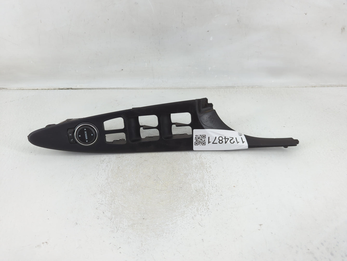 2011-2015 Hyundai Sonata Master Power Window Switch Replacement Driver Side Left P/N:93572-3S050 Fits OEM Used Auto Parts - 
