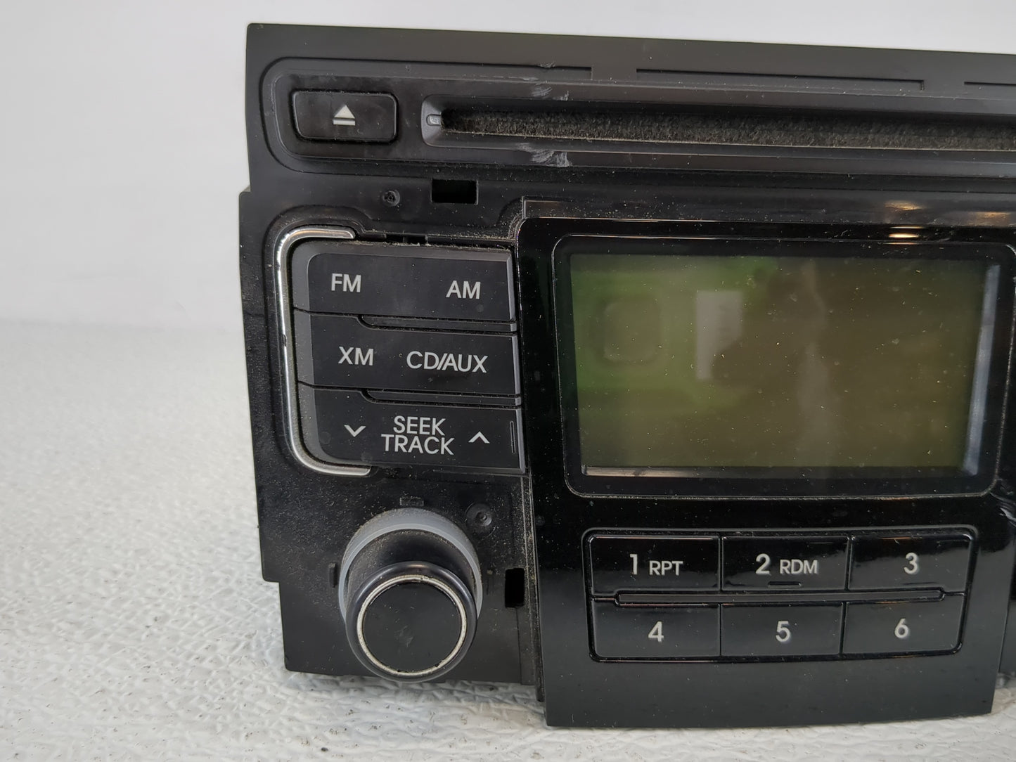 2011 Hyundai Sonata Radio AM FM Cd Player Receiver Replacement P/N:96180-3Q000 Fits OEM Used Auto Parts - Oemusedautoparts1.