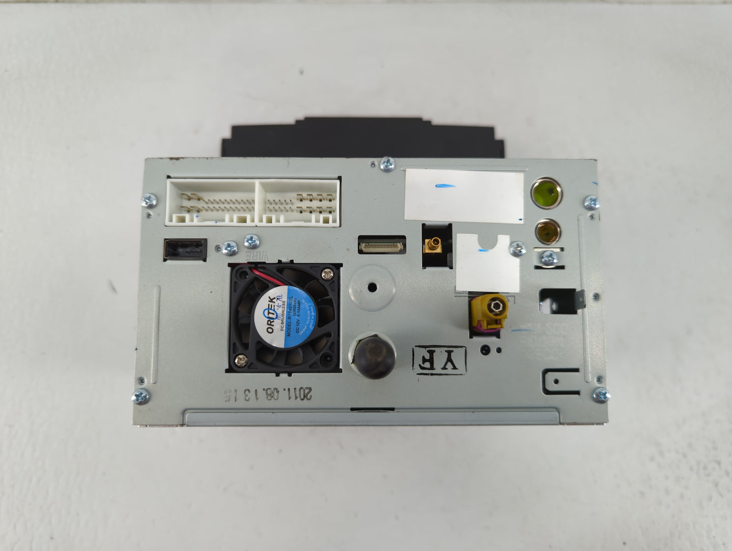 2011-2012 Hyundai Sonata Radio AM FM Cd Player Receiver Replacement P/N:96560-4R7004X Fits Fits 2011 2012 OEM Used Auto Part