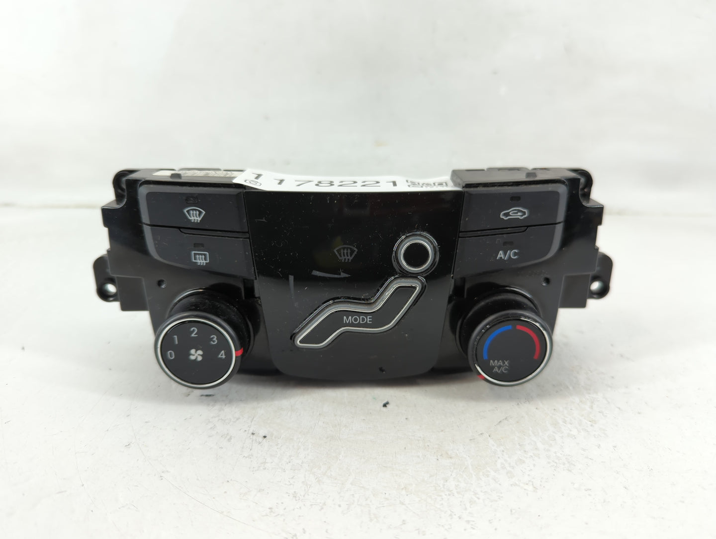 2011 Hyundai Sonata Climate Control Module Temperature AC/Heater Replacement P/N:97250-3Q000 Fits OEM Used Auto Parts - Oemu