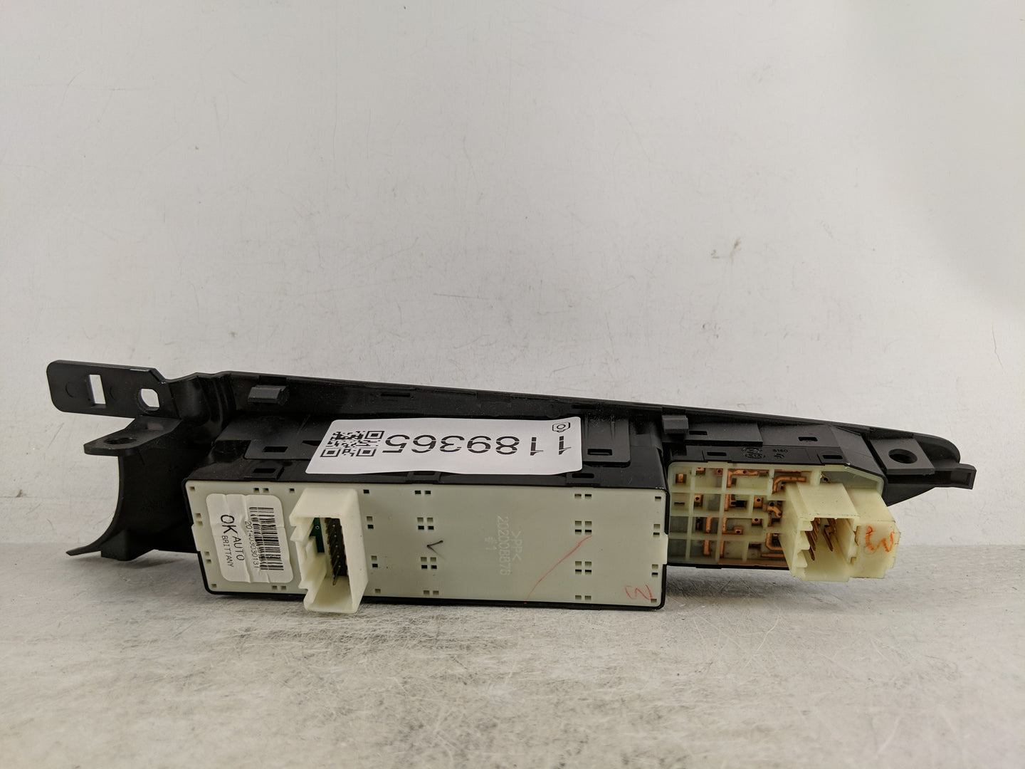 2011-2015 Hyundai Sonata Master Power Window Switch Replacement Driver Side Left P/N:202008875 Fits Fits 2011 2012 2013 2014