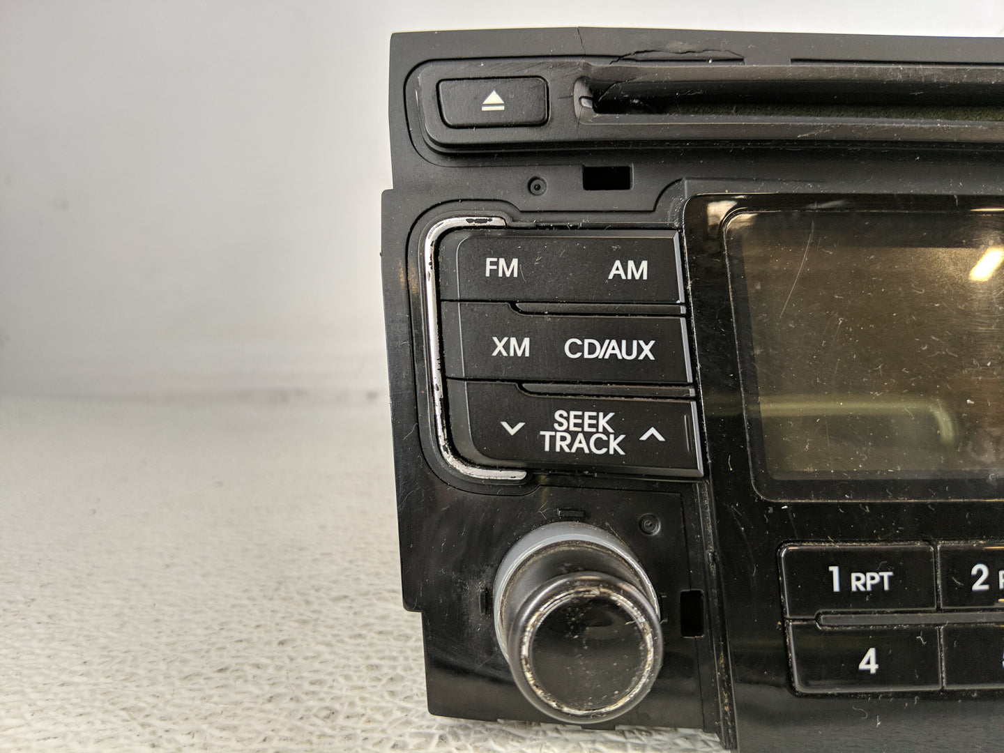 2011 Hyundai Sonata Radio AM FM Cd Player Receiver Replacement P/N:96180-3Q000 Fits OEM Used Auto Parts - Oemusedautoparts1.