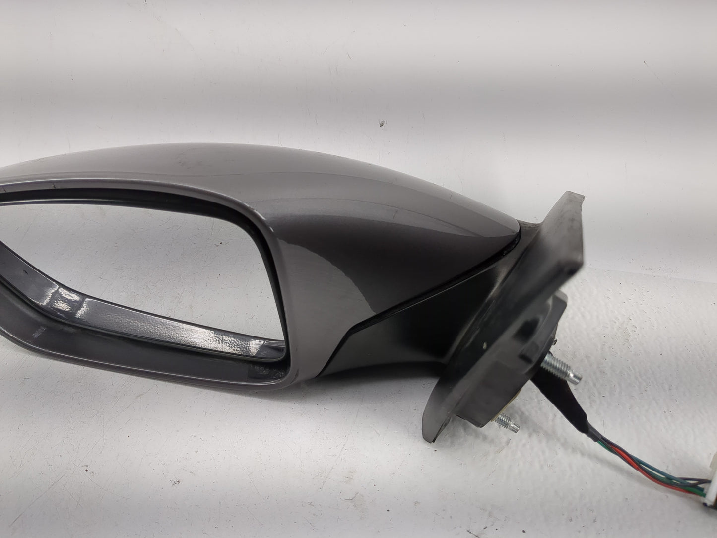 2011-2014 Hyundai Sonata Driver Side View Mirror - Left Door Mirror OEM Used - Oemusedautoparts1.com