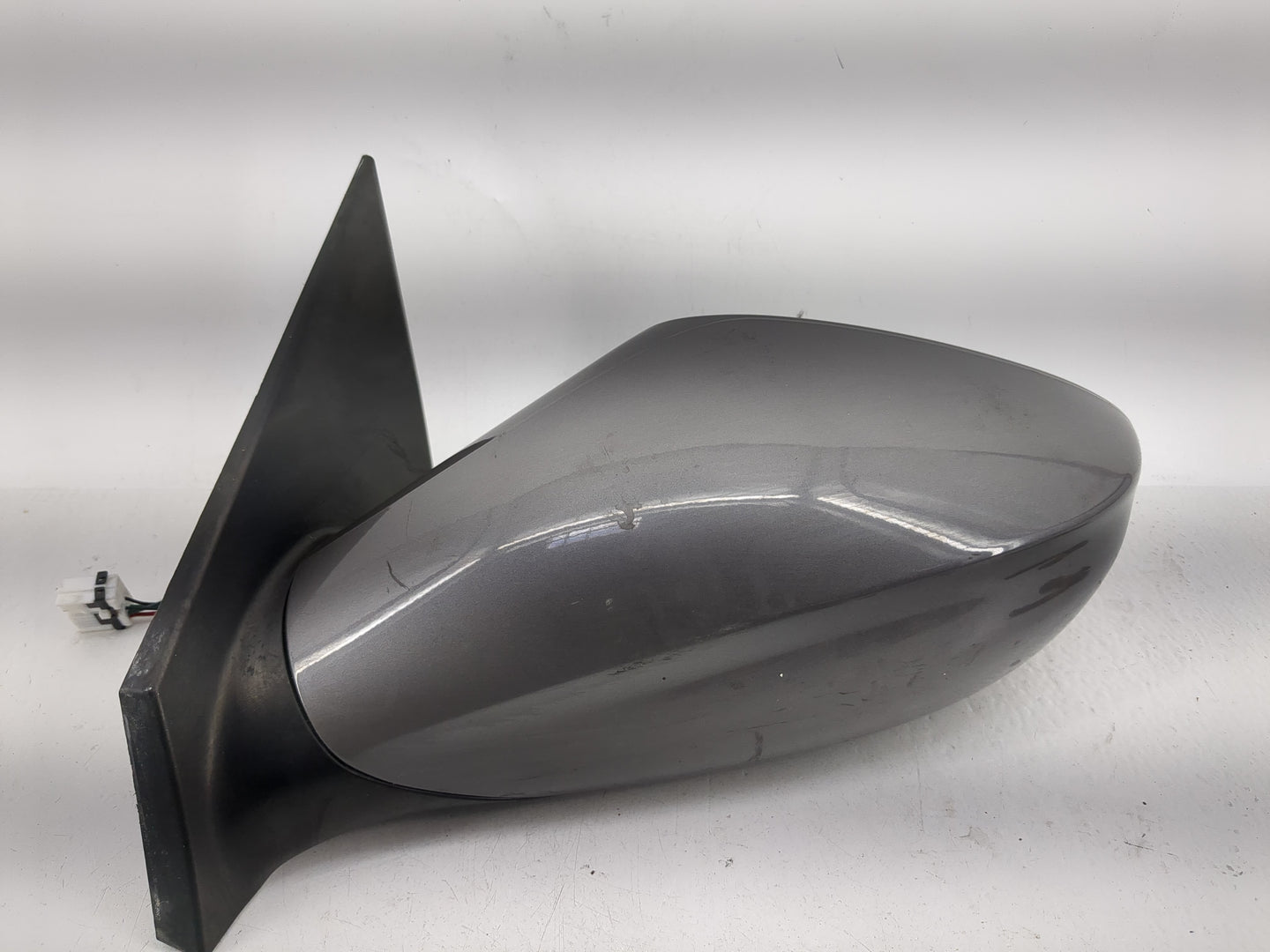 2011-2014 Hyundai Sonata Driver Side View Mirror - Left Door Mirror OEM Used - Oemusedautoparts1.com