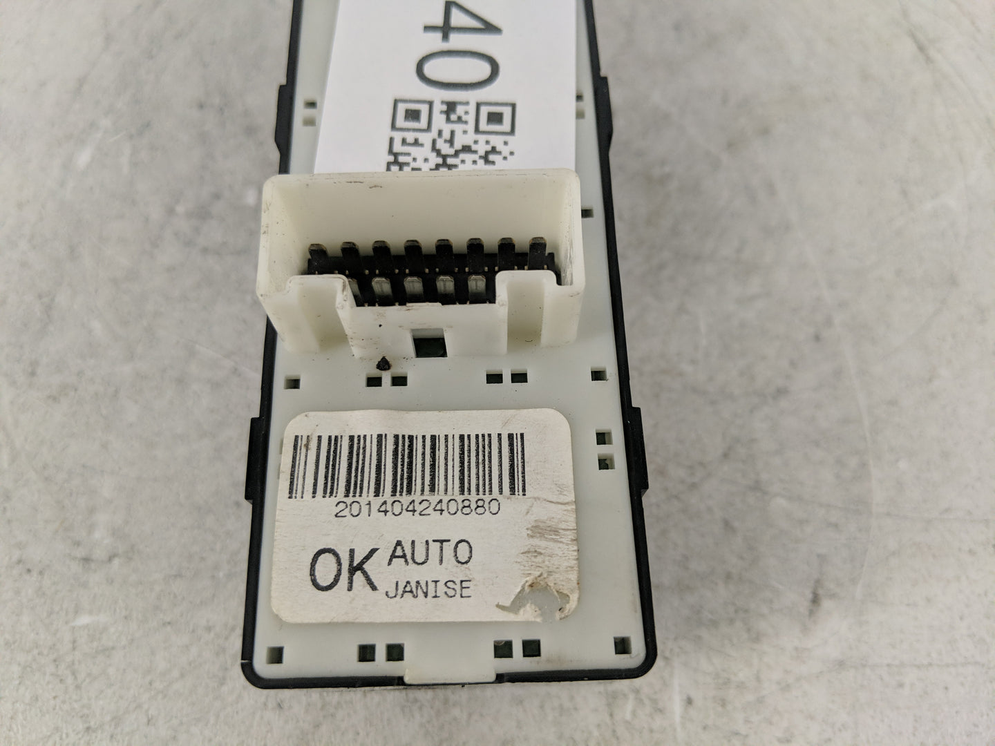 2011-2015 Hyundai Sonata Master Power Window Switch Replacement Driver Side Left P/N:93572-3S050 Fits OEM Used Auto Parts - 