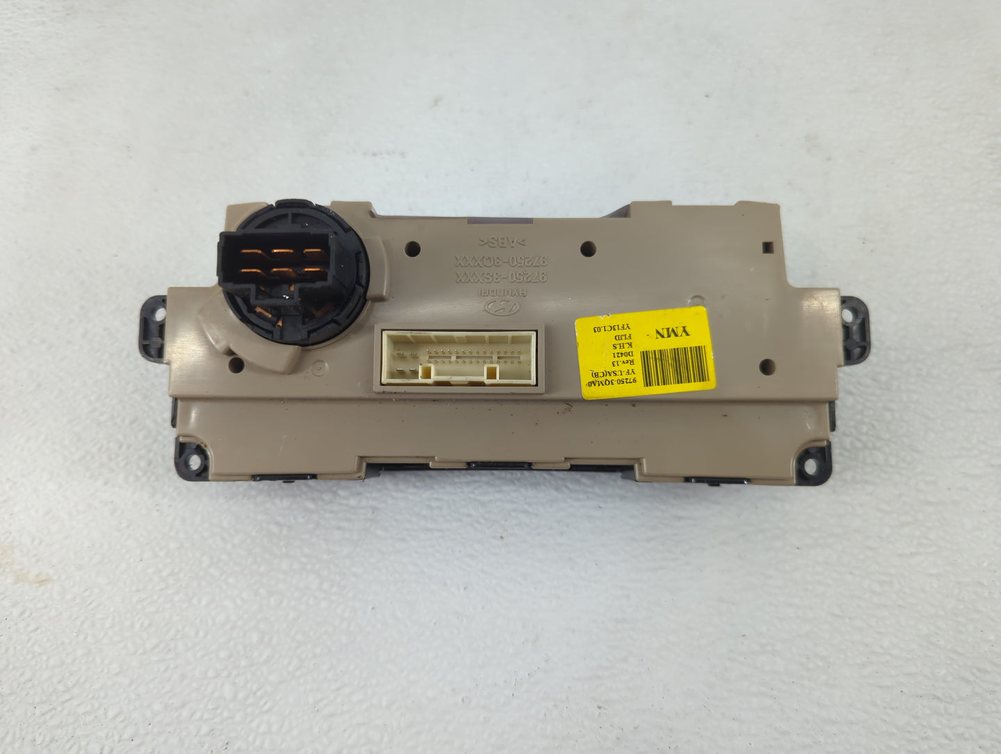 2011 Hyundai Sonata Climate Control Module Temperature AC/Heater Replacement P/N:97250-3QMA0 Fits OEM Used Auto Parts - Oemu