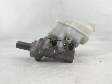 2011-2014 Hyundai Sonata Brake Master Cylinder