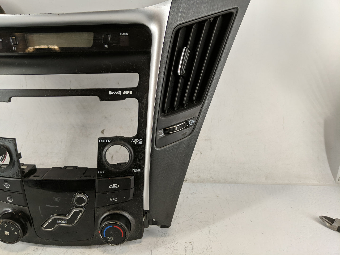 2011-2013 Hyundai Sonata Climate Control Module Temperature AC/Heater Replacement P/N:94510-3Q000 Fits Fits 2011 2012 2013 O