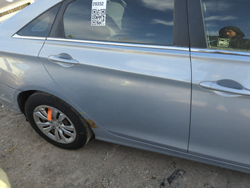2011-2014 Hyundai Sonata Passenger Rear Door Oem 1225034 - Oemusedautoparts1.com