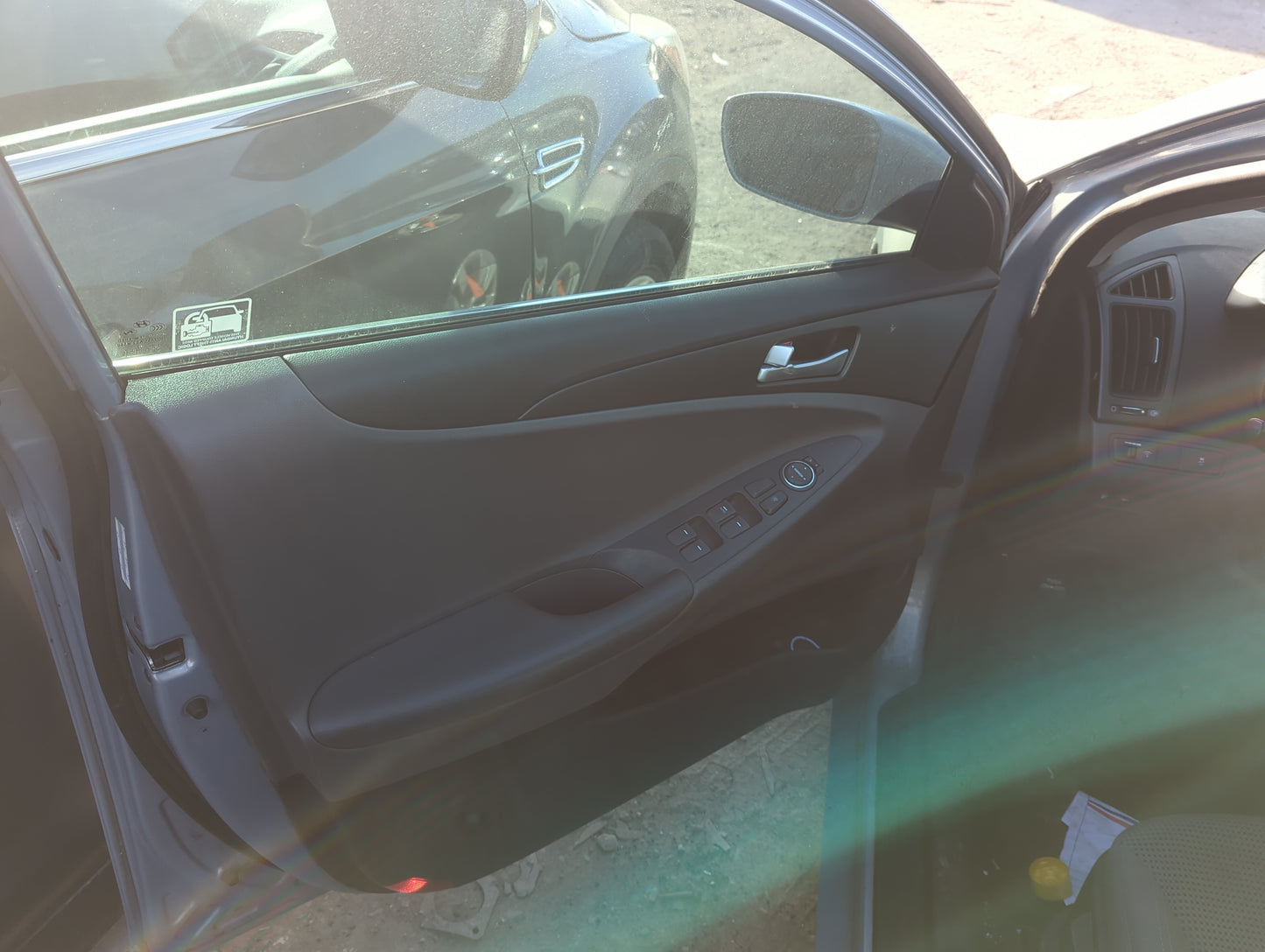 2011 Hyundai Sonata Front Left Driver Interior Door Panel Trim - Oemusedautoparts1.com