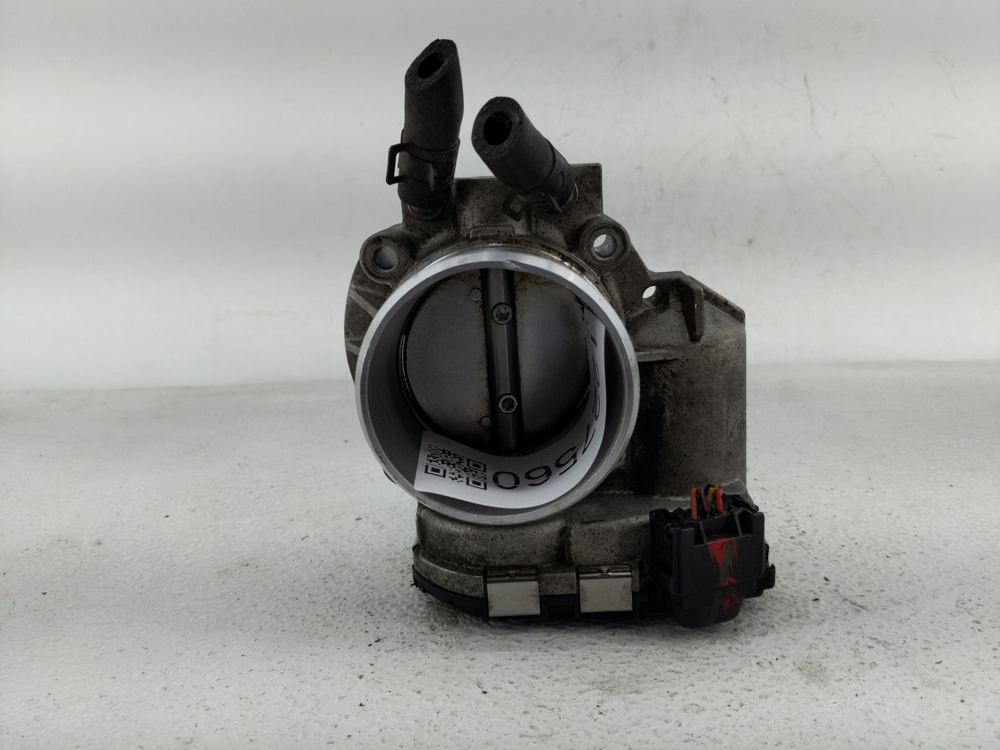 2011-2014 Hyundai Sonata Throttle Body P/N:35100-2G710 Fits Fits 2011 2012 2013 2014 2015 2016 OEM Used Auto Parts - Oemused