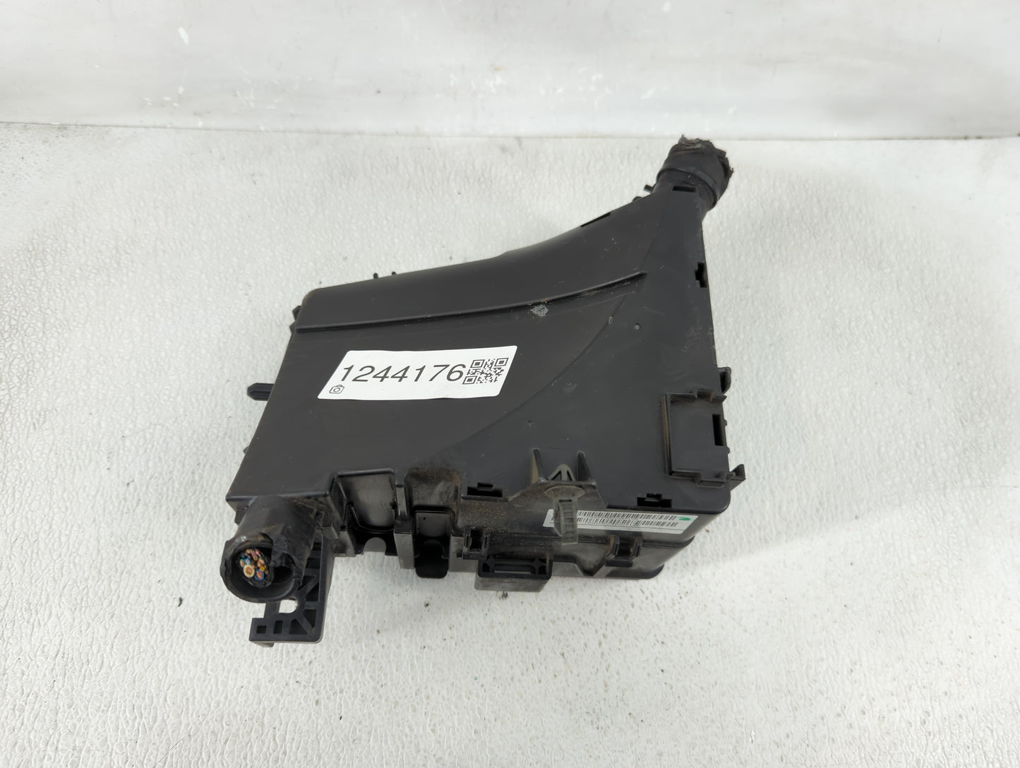 2011-2014 Hyundai Sonata Fusebox Fuse Box Panel Relay Module P/N:VS912003Q071MG Fits Fits 2011 2012 2013 2014 OEM Used Auto 
