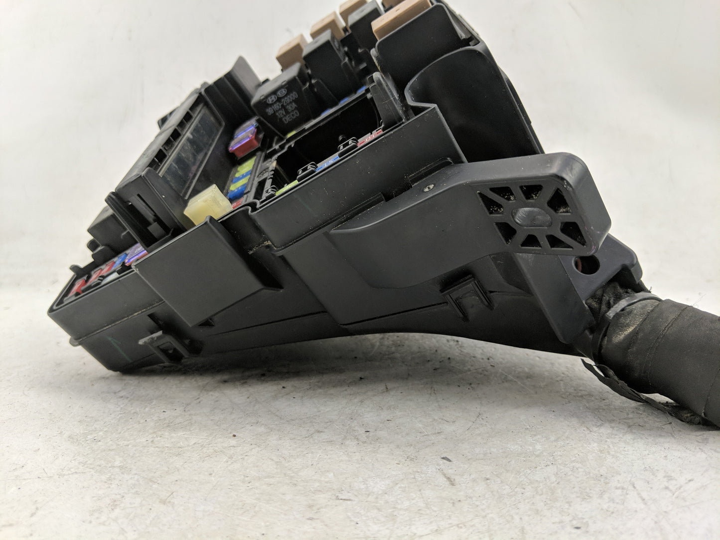 2011-2014 Hyundai Sonata Fusebox Fuse Box Panel Relay Module P/N:VS912003Q071MG Fits Fits 2011 2012 2013 2014 OEM Used Auto 