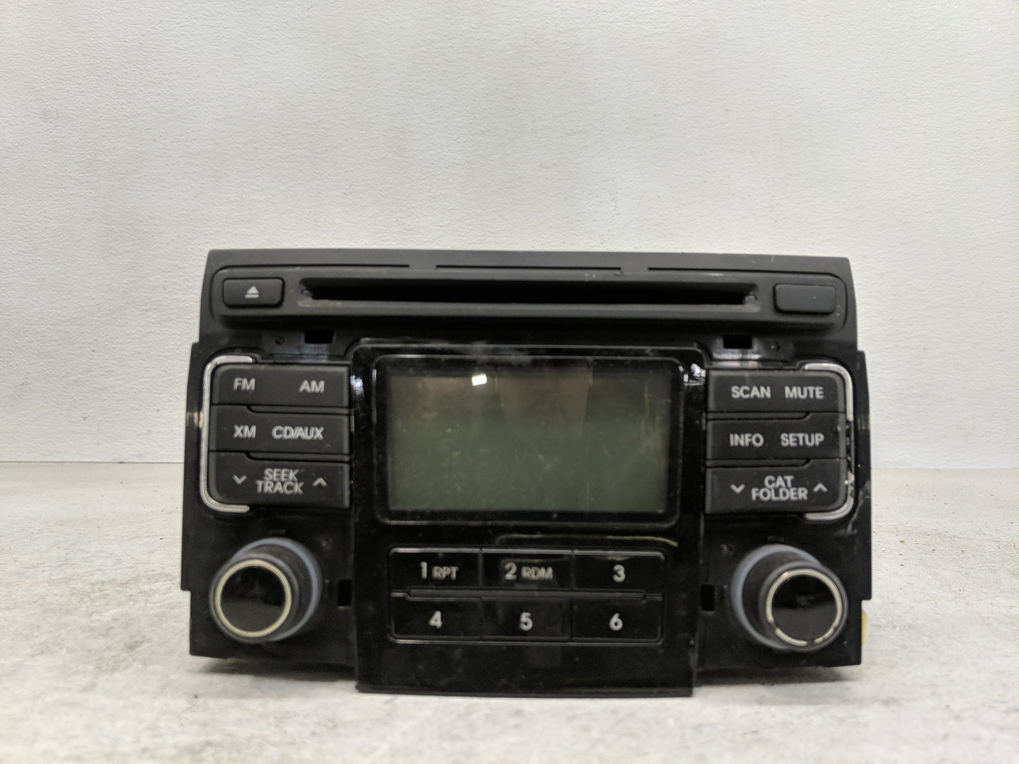 2011 Hyundai Sonata Radio AM FM Cd Player Receiver Replacement P/N:96560-3Q501 Fits OEM Used Auto Parts - Oemusedautoparts1.