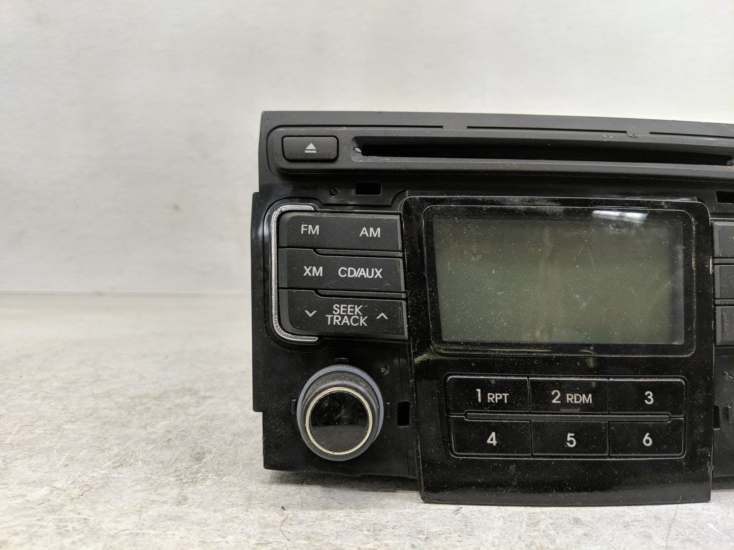 2011 Hyundai Sonata Radio AM FM Cd Player Receiver Replacement P/N:96560-3Q501 Fits OEM Used Auto Parts - Oemusedautoparts1.