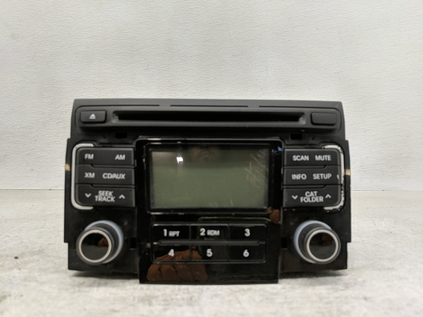 2011 Hyundai Sonata Radio AM FM Cd Player Receiver Replacement P/N:96180-3Q000 Fits OEM Used Auto Parts - Oemusedautoparts1.