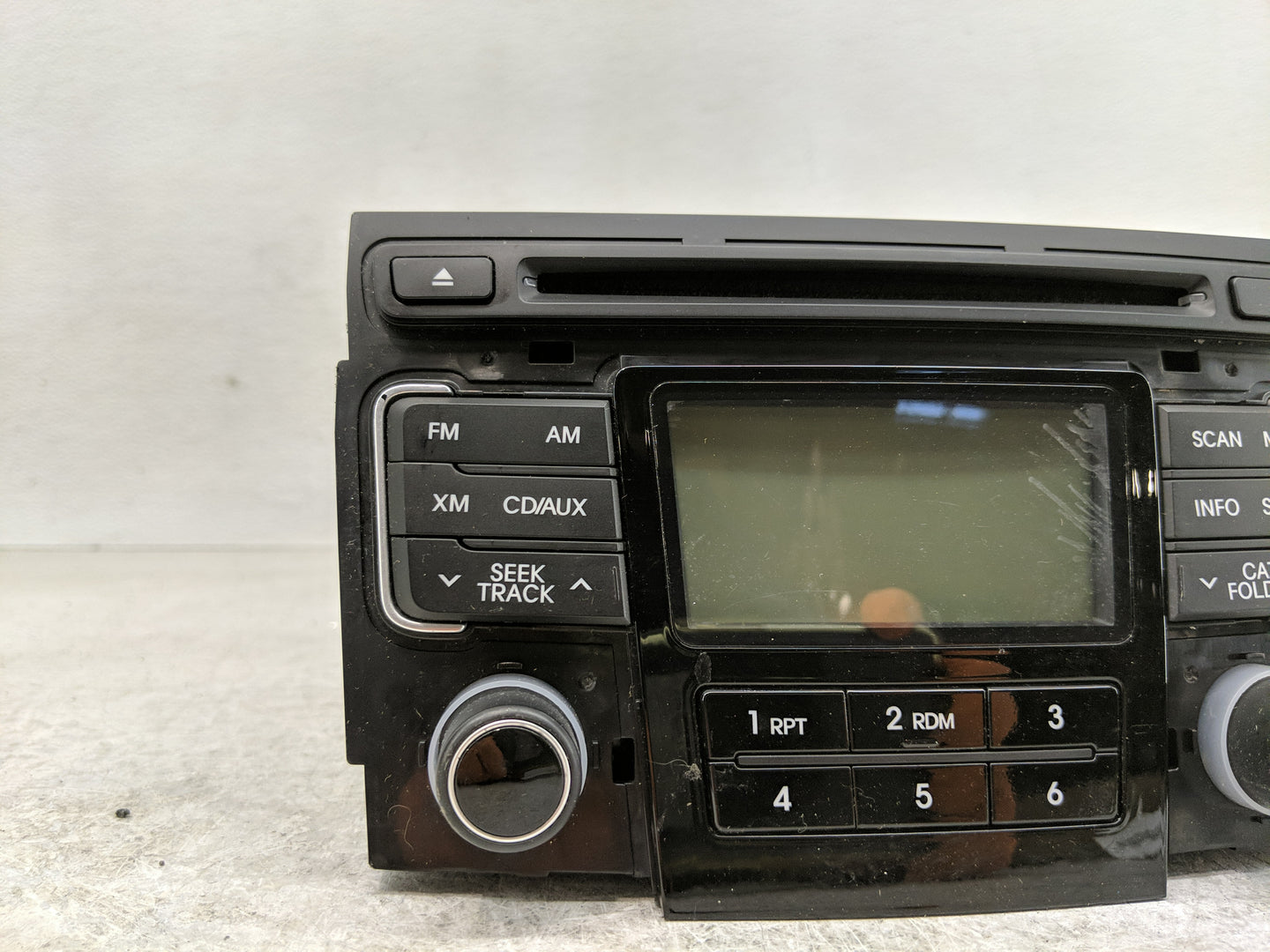 2011 Hyundai Sonata Radio AM FM Cd Player Receiver Replacement P/N:96180-3Q000 Fits OEM Used Auto Parts - Oemusedautoparts1.