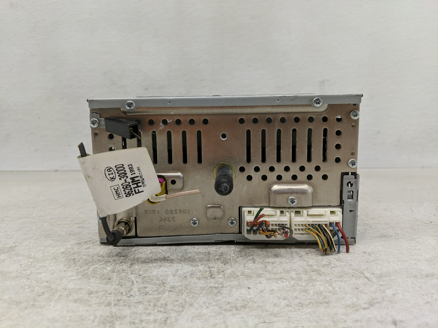 2011 Hyundai Sonata Radio AM FM Cd Player Receiver Replacement P/N:96180-3Q000 Fits OEM Used Auto Parts - Oemusedautoparts1.