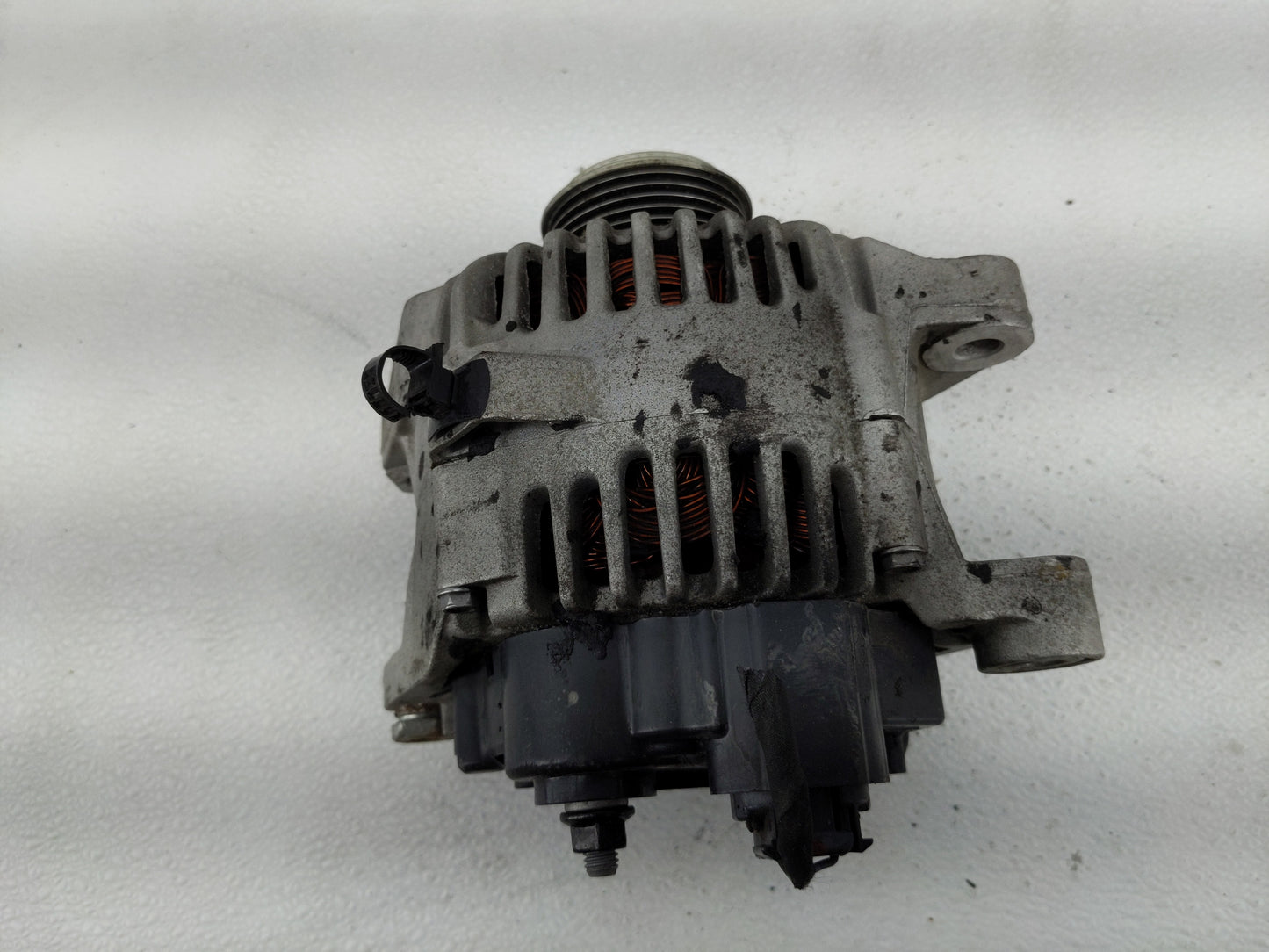 2011-2013 Hyundai Sonata Alternator Replacement Generator Charging Assembly Engine OEM P/N:2606184 B 37300-2G150 Fits OEM Us