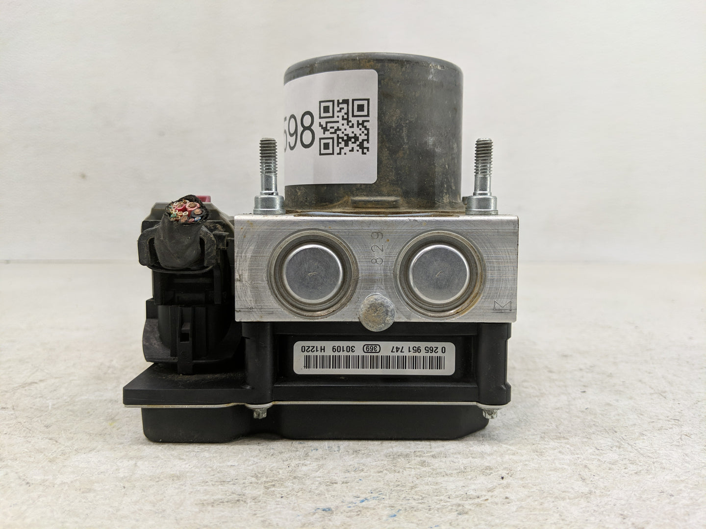 2011-2013 Hyundai Sonata ABS Pump Control Module Replacement P/N:58920-3Q500 0 265 238 094 Fits Fits 2011 2012 2013 OEM Used