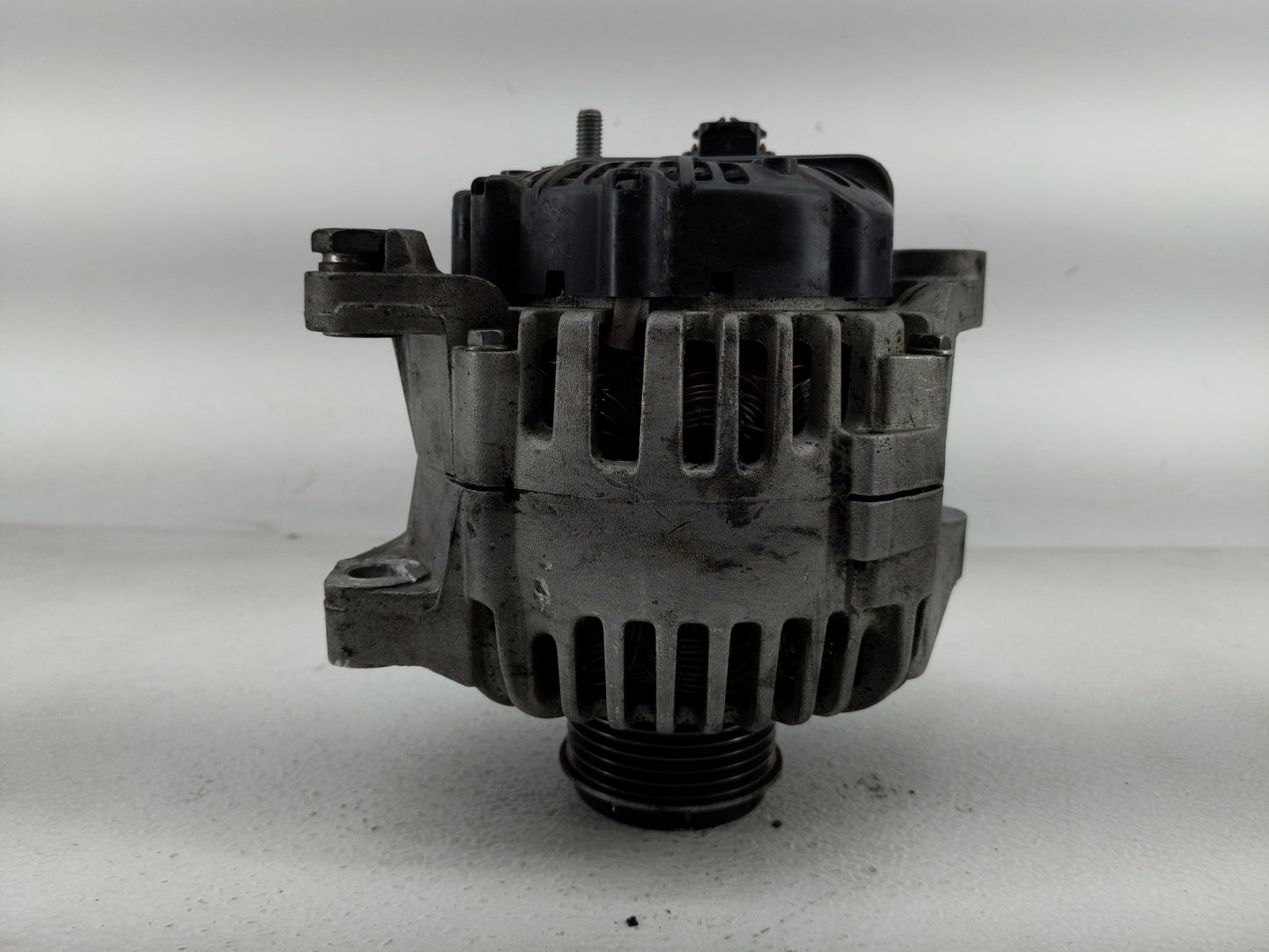 2011-2013 Hyundai Sonata Alternator Replacement Generator Charging Assembly Engine OEM P/N:2606184 B 37300-2G150 Fits OEM Us