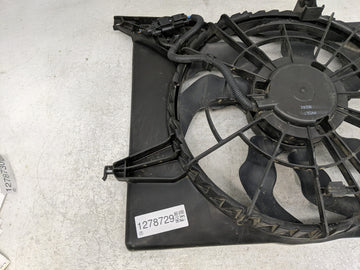 2011-2012 Hyundai Sonata Electric Radiator Cooling Fan Motor Assembly P/N:25380-3Q170 Fits Fits 2011 2012 2013 OEM Used Auto Parts