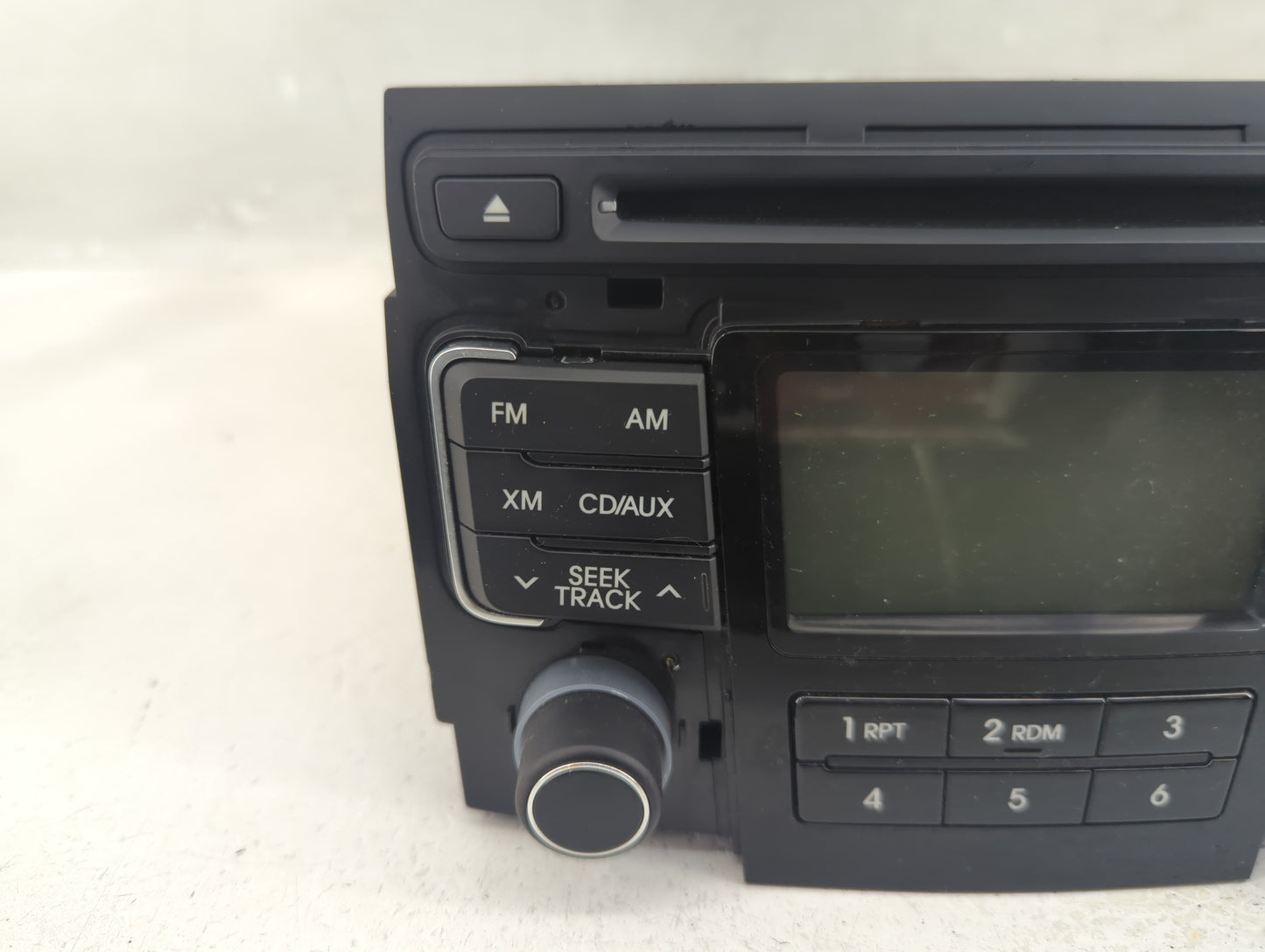 2011 Hyundai Sonata Radio AM FM Cd Player Receiver Replacement P/N:96180-3Q000 Fits OEM Used Auto Parts - Oemusedautoparts1.