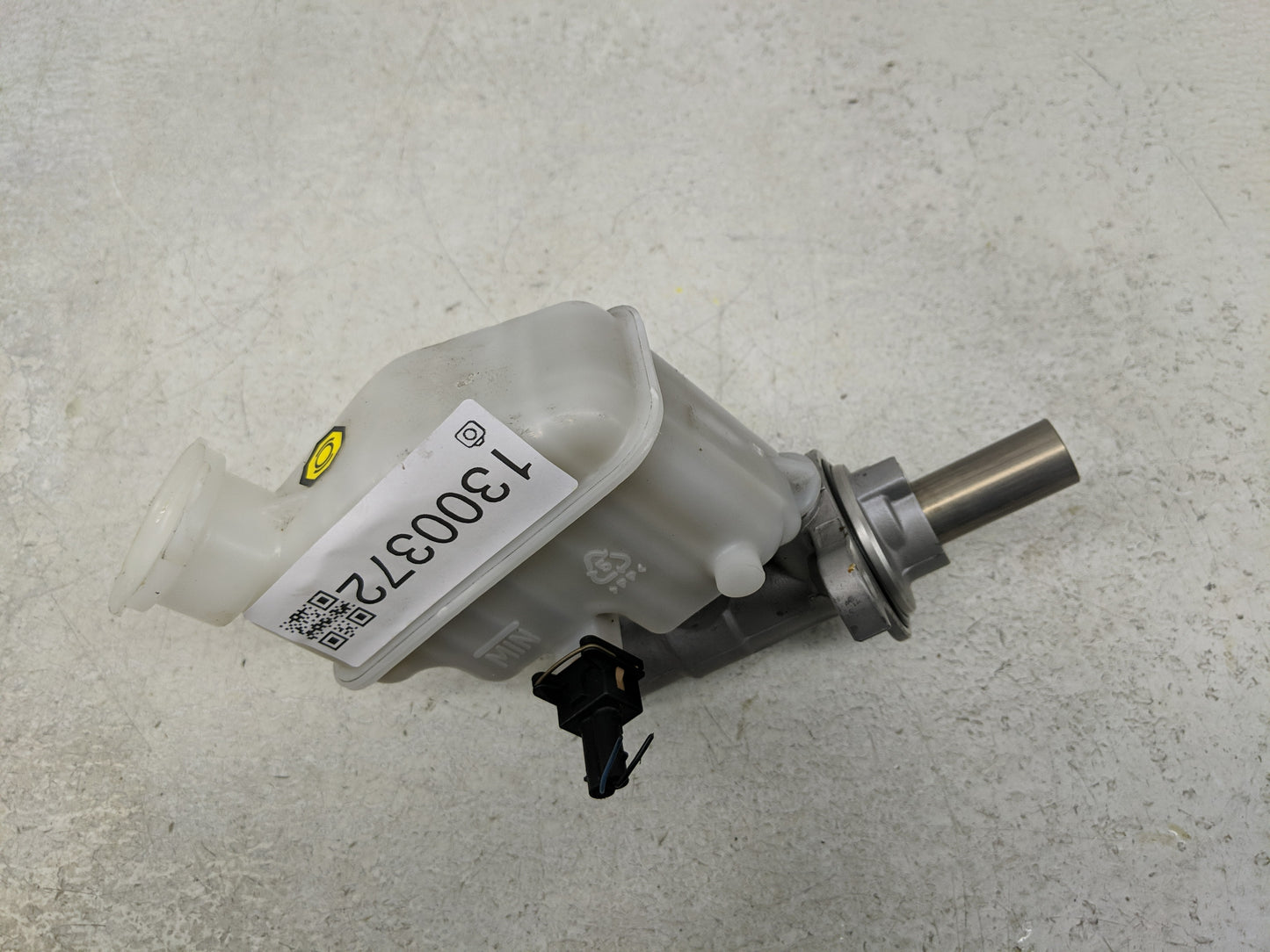 2011-2011 Hyundai Sonata Brake Master Cylinder - Oemusedautoparts1.com