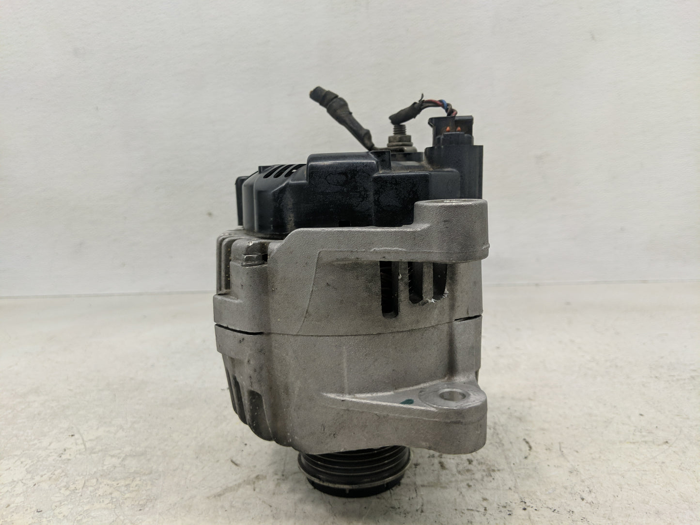 2011-2015 Hyundai Sonata Alternator Replacement Generator Charging Assembly Engine OEM P/N:TG11C087 2606186B Fits OEM Used A