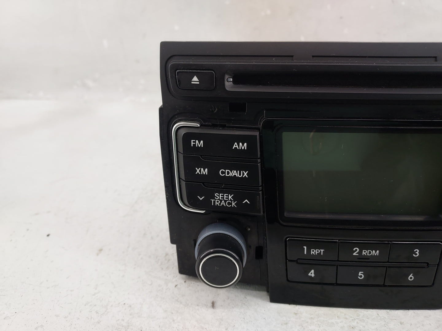 2011-2015 Hyundai Sonata Radio AM FM Cd Player Receiver Replacement P/N:96180-3Q001 Fits Fits 2011 2012 2013 2014 2015 OEM U