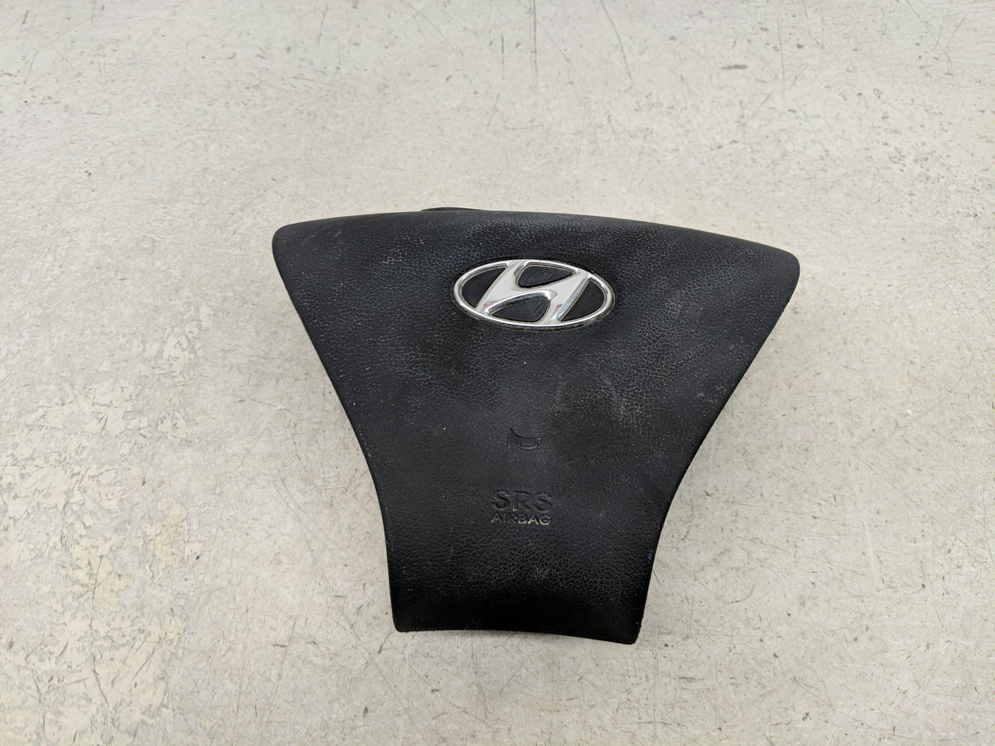 2011-2014 Hyundai Sonata Air Bag Driver Left Steering Wheel Mounted Fits Fits 2011 2012 2013 2014 OEM Used Auto Parts - Oemu