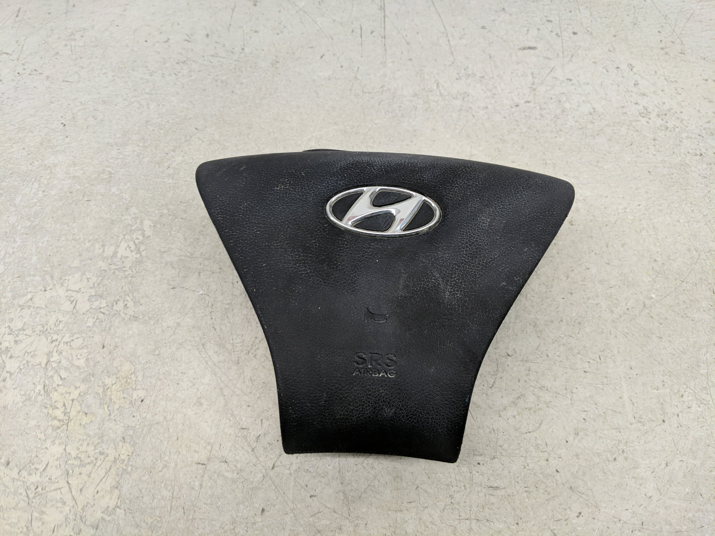 2011-2014 Hyundai Sonata Air Bag Driver Left Steering Wheel Mounted Fits Fits 2011 2012 2013 2014 OEM Used Auto Parts - Oemu