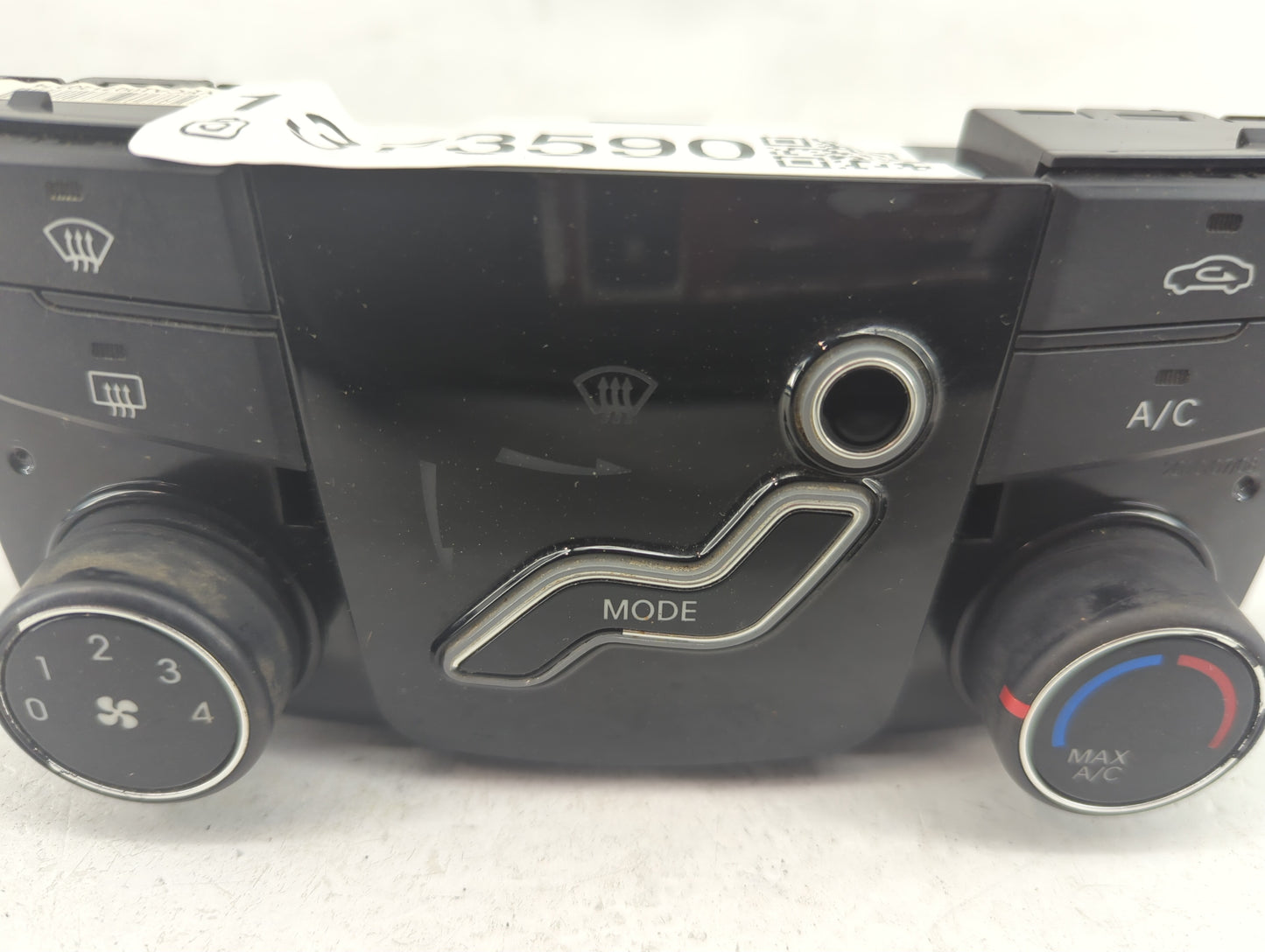 2011 Hyundai Sonata Climate Control Module Temperature AC/Heater Replacement P/N:97250-3Q000 Fits OEM Used Auto Parts - Oemu