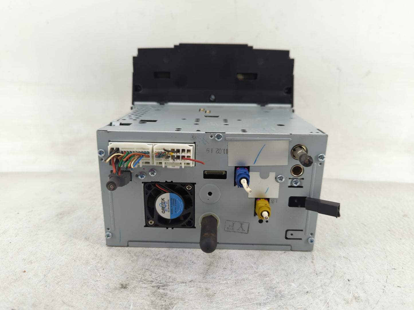 2011-2012 Hyundai Sonata Radio AM FM Cd Player Receiver Replacement P/N:96560-4R7004X Fits Fits 2011 2012 OEM Used Auto Part