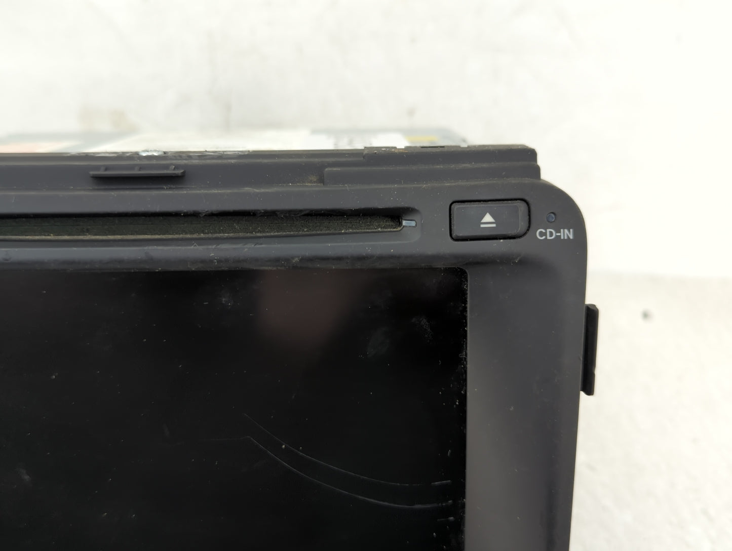 2011-2012 Hyundai Sonata Radio AM FM Cd Player Receiver Replacement P/N:96560-4R7004X Fits Fits 2011 2012 OEM Used Auto Part