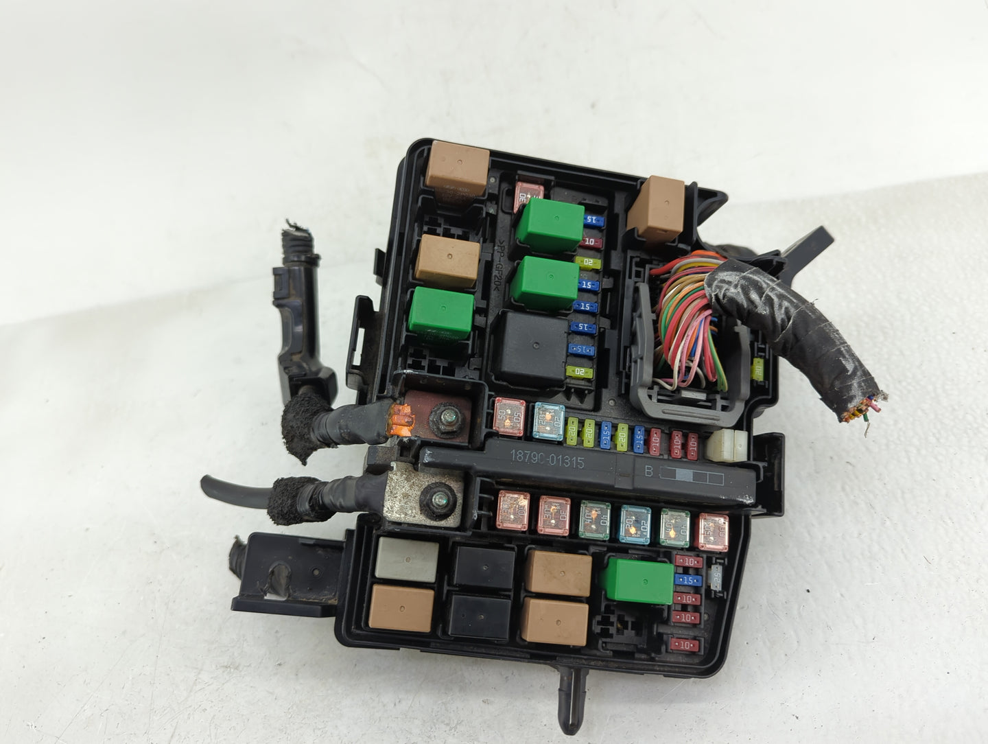 2011-2014 Hyundai Sonata Fusebox Fuse Box Panel Relay Module P/N:210157249 Fits Fits 2011 2012 2013 2014 OEM Used Auto Parts