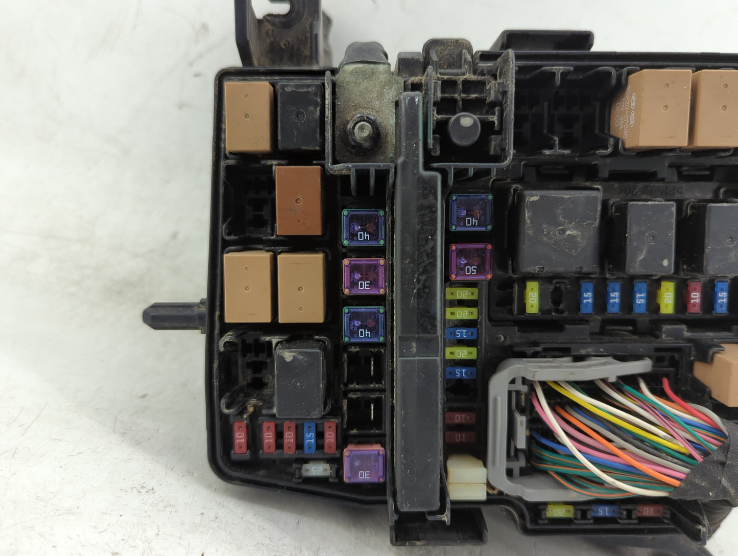 2011-2014 Hyundai Sonata Fusebox Fuse Box Panel Relay Module Fits Fits 2011 2012 2013 2014 OEM Used Auto Parts - Oemusedauto