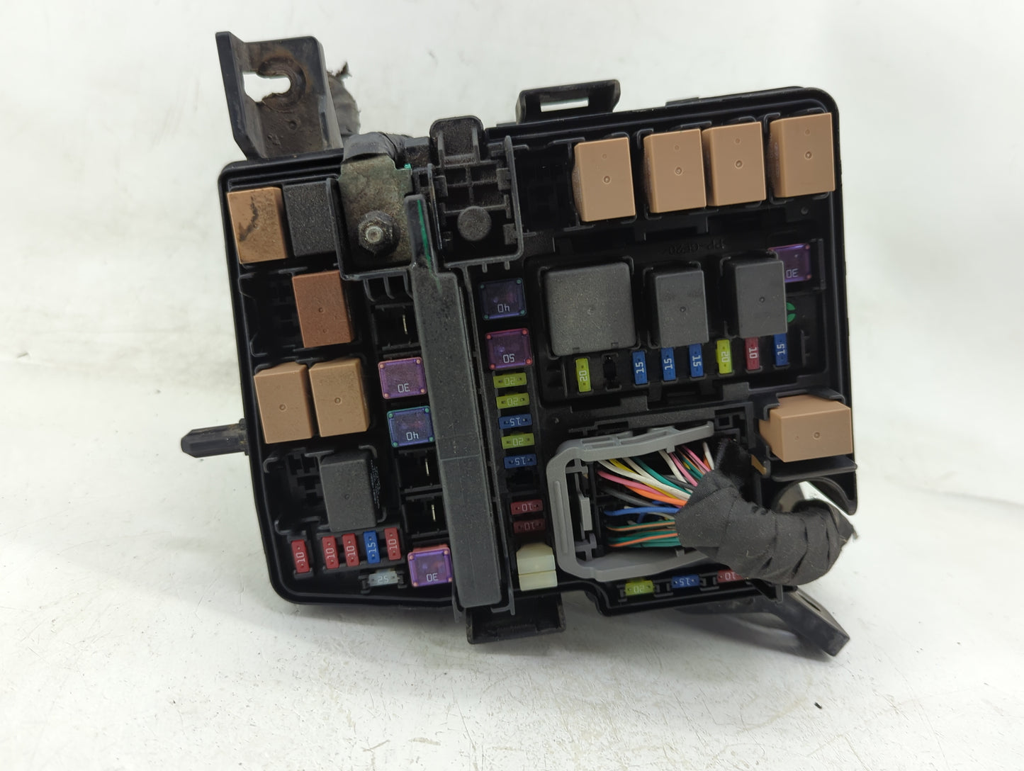 2011-2014 Hyundai Sonata Fusebox Fuse Box Panel Relay Module P/N:91950-3S711 Fits Fits 2011 2012 2013 2014 OEM Used Auto Par