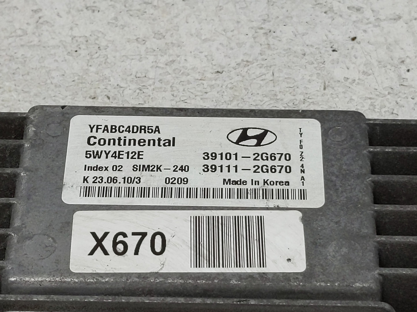 2011 Hyundai Sonata PCM Engine Control Computer ECU ECM PCU OEM P/N:39111-2G670 39101-2G670 Fits OEM Used Auto Parts - Oemus